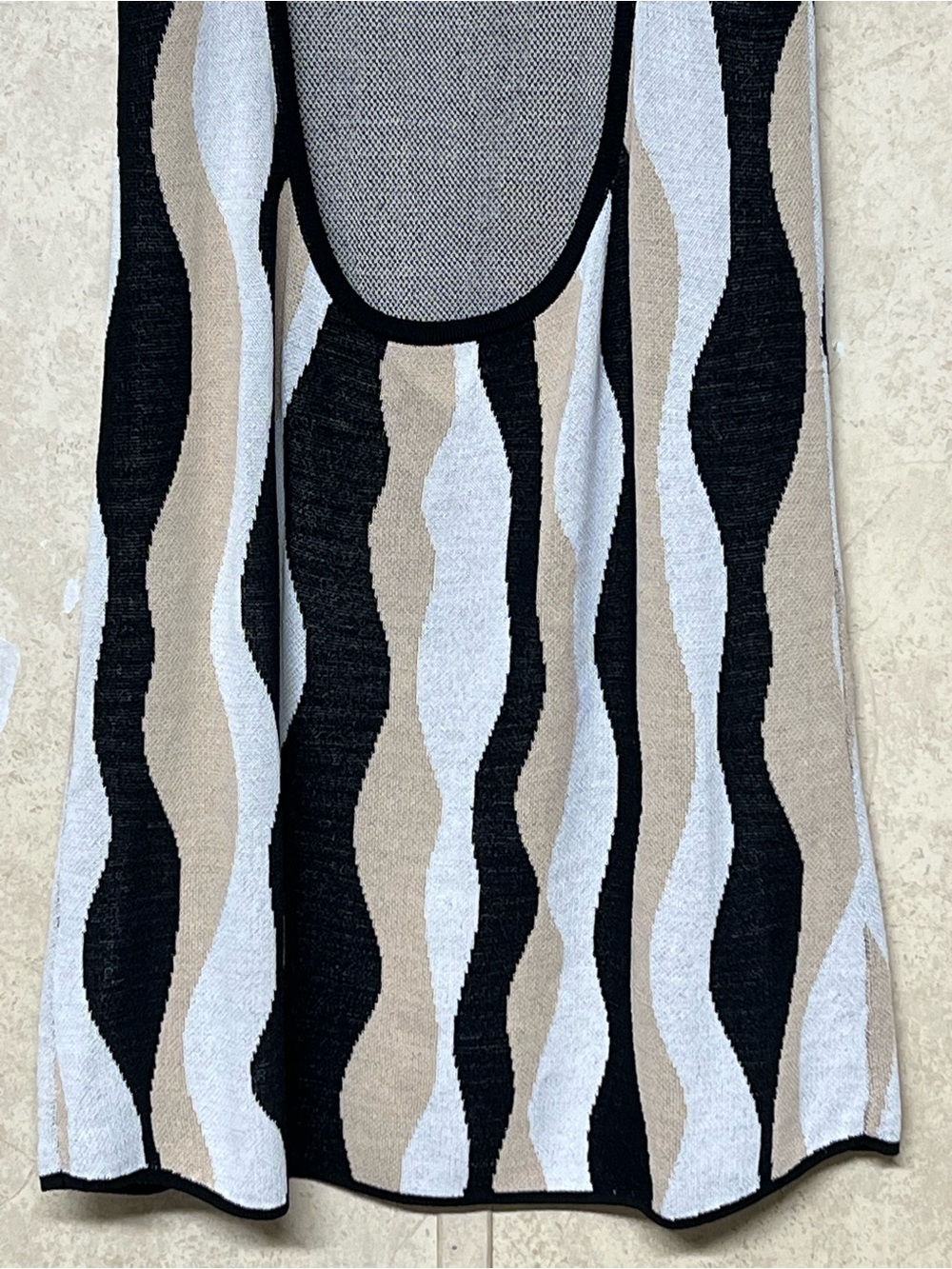Show Me Your MuMu Sweeney sweater dress squiggle stripe knit dress open back - Picture 9 of 12